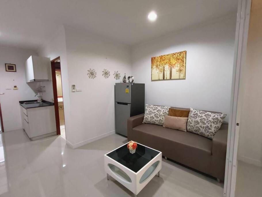 Baan Klang Condo In Central HHQ Buitenkant foto